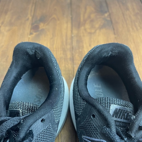 Nike Run Swift Running Shoes Womens size 8.5 dark gray and black - Picture 8 of 10